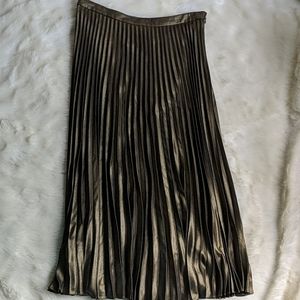 Gold pleated accordion skirt, like new